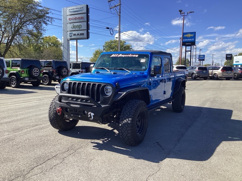 2022 Jeep Gladiator Sport photo 2
