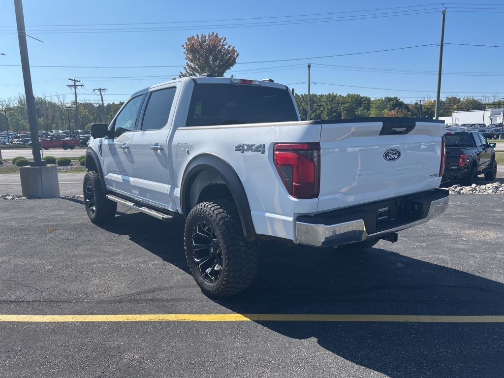 2024 Ford F-150 XLT photo 12