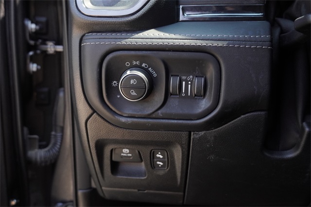 2022 Ram 1500 Limited photo 17