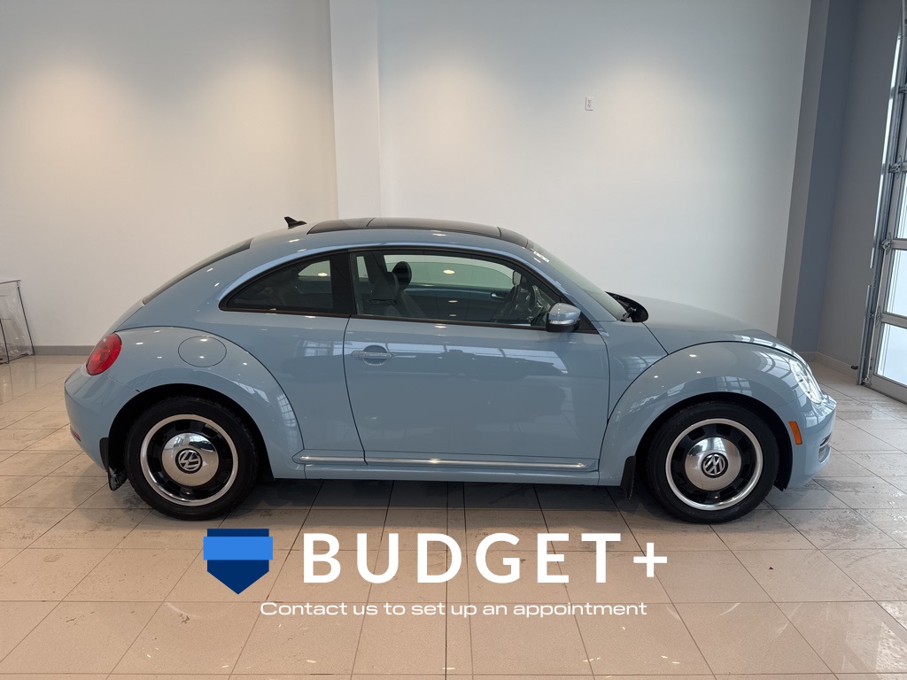 2012 Volkswagen Beetle 2.5's photo