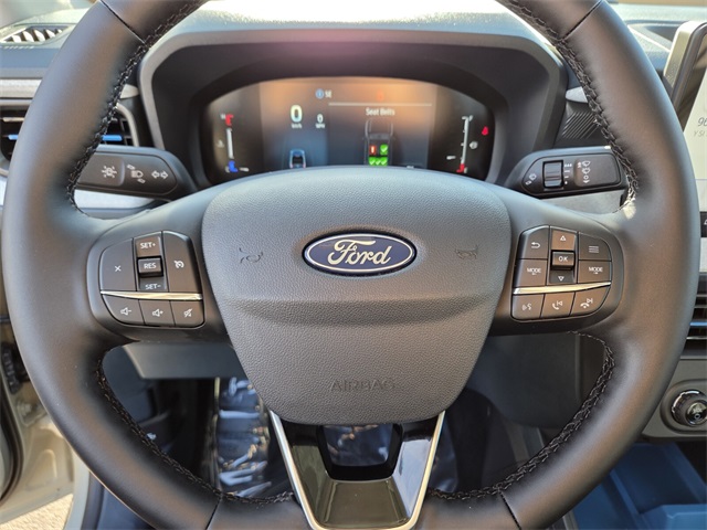 New 2025 Ford Maverick XLT 4D Crew Cab