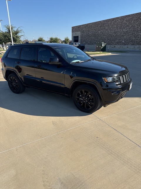2020 Jeep Grand Cherokee Altitude photo 5