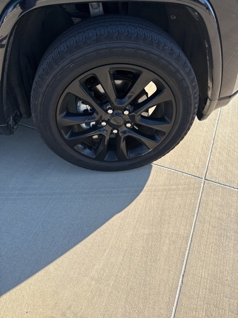 2020 Jeep Grand Cherokee Altitude photo 8