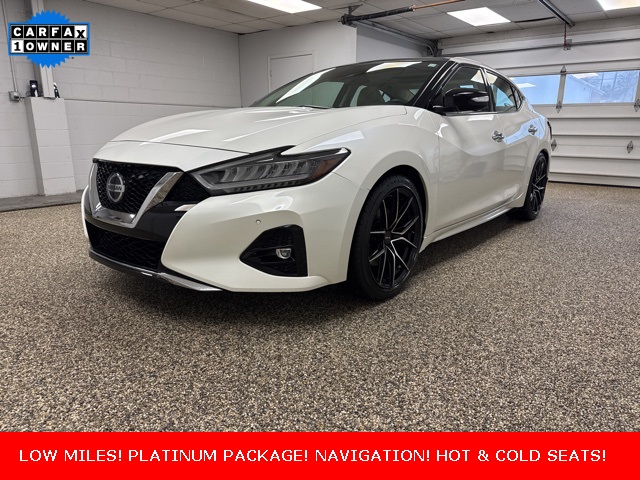 2022 Nissan Maxima Platinum's photo