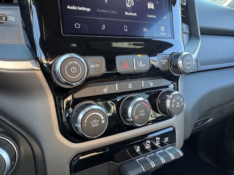 2025 Ram 1500 Big Horn Lone Star photo 19