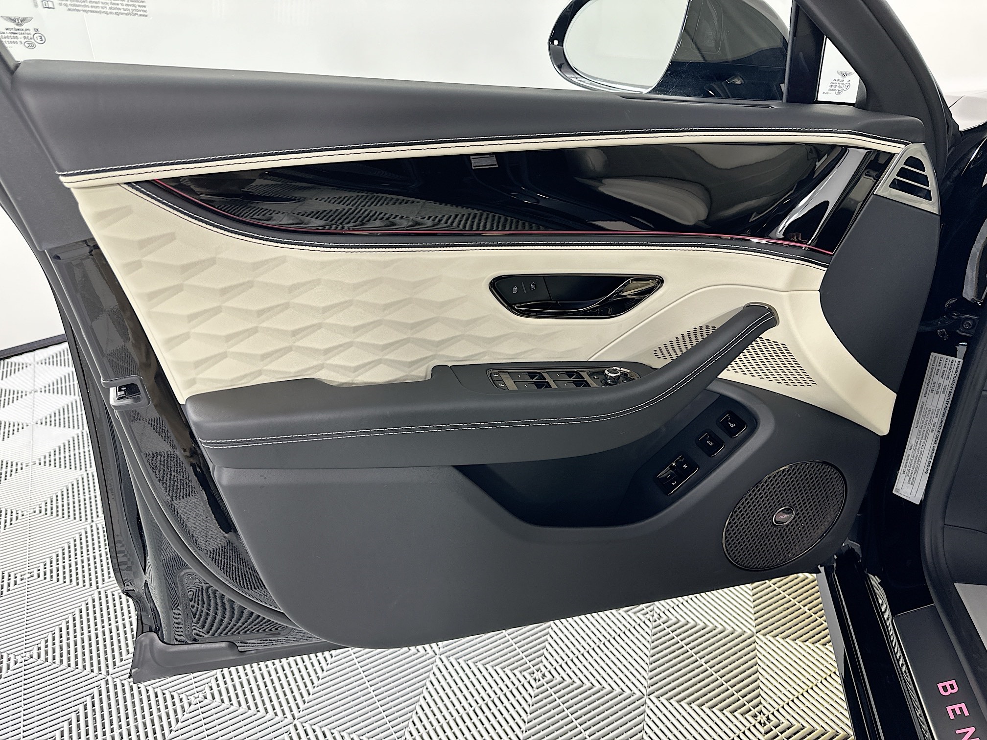 new 2026 Bentley Flying Spur car