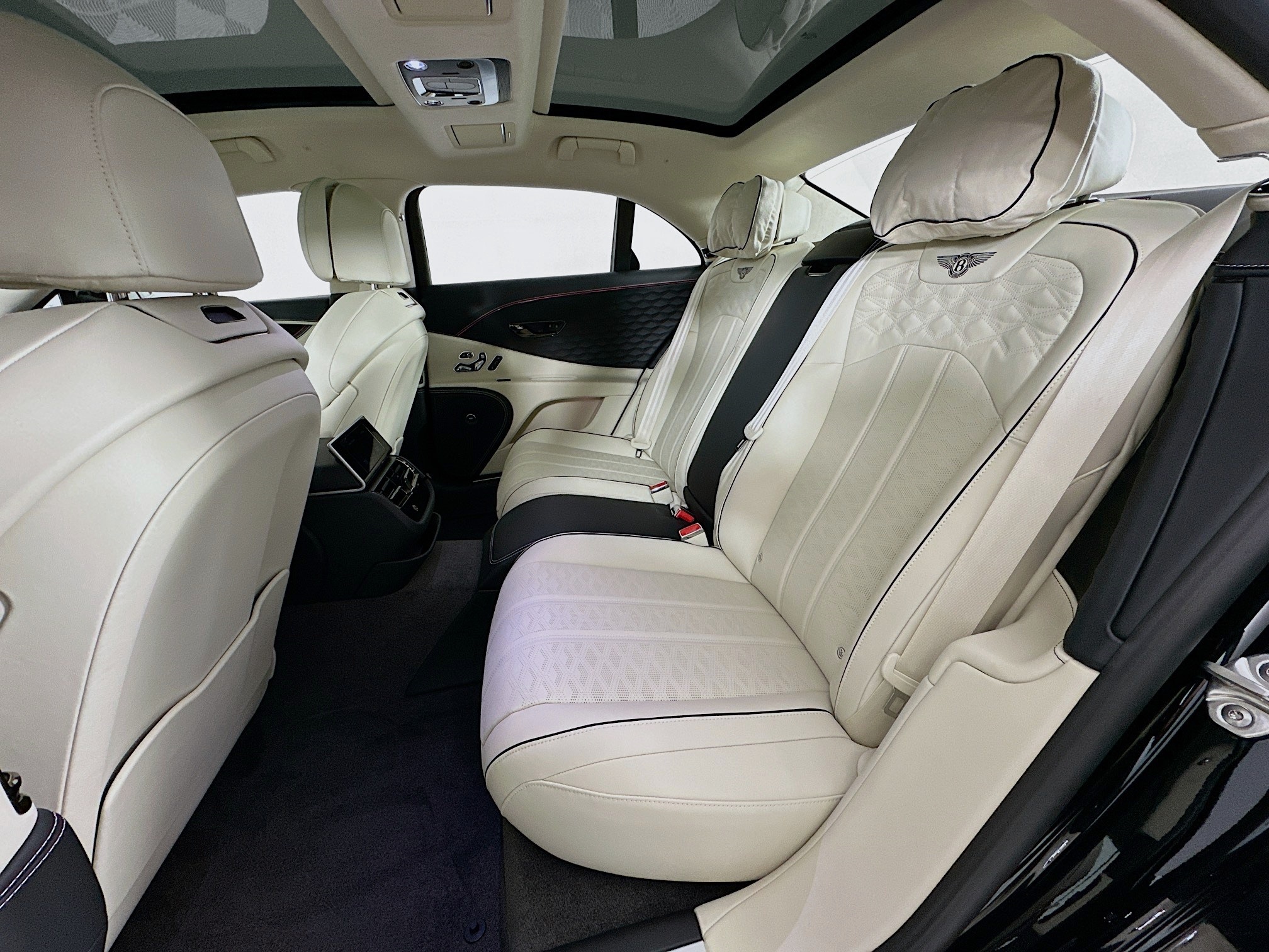 new 2026 Bentley Flying Spur car