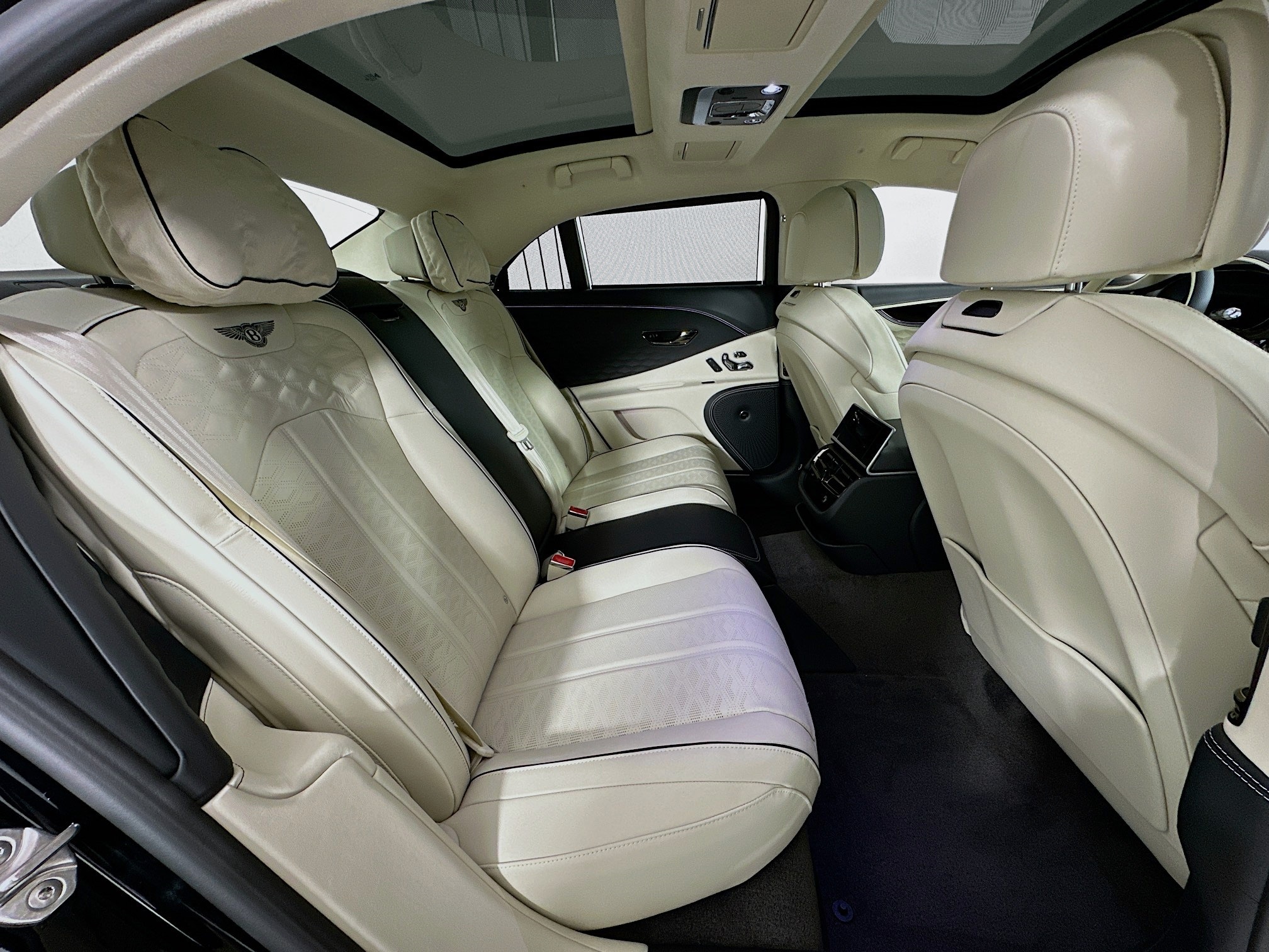 new 2026 Bentley Flying Spur car