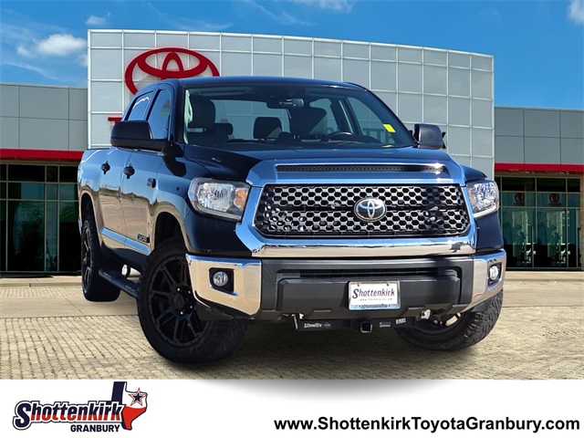 2020 Toyota Tundra SR5's photo