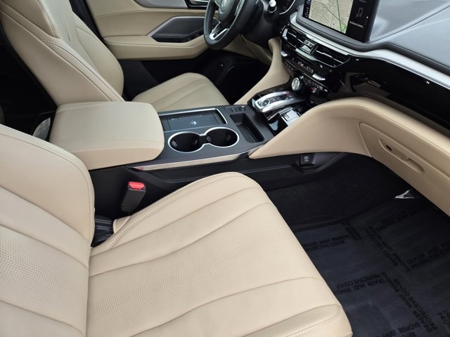 used 2025 Acura MDX car, priced at $49,600