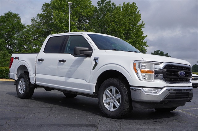 2022 Oxford White Ford F-150 XLT 4X4 Truck