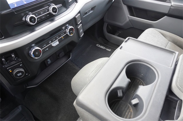 2022 Oxford White Ford F-150 XLT 4X4 Truck