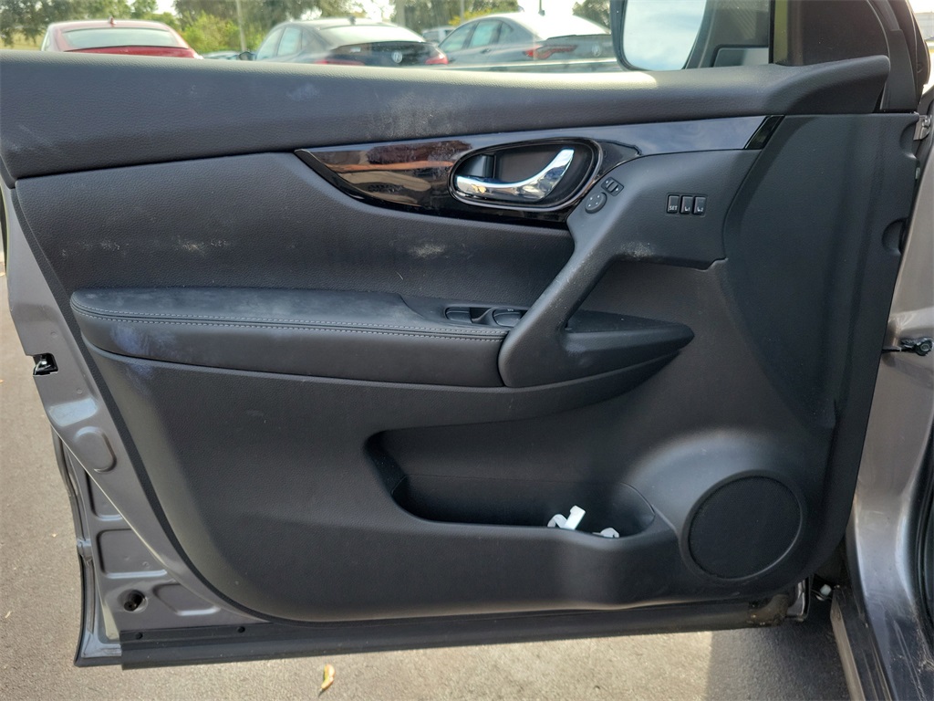 used 2022 Nissan Rogue Sport car, priced at $19,588