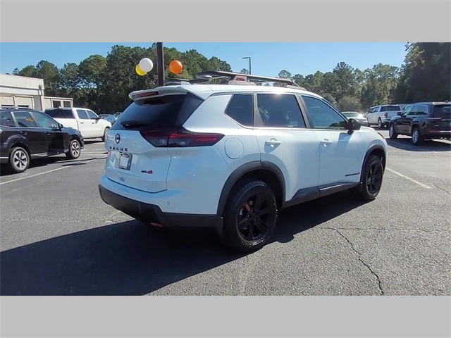 2025 Nissan Rogue Rock Creek