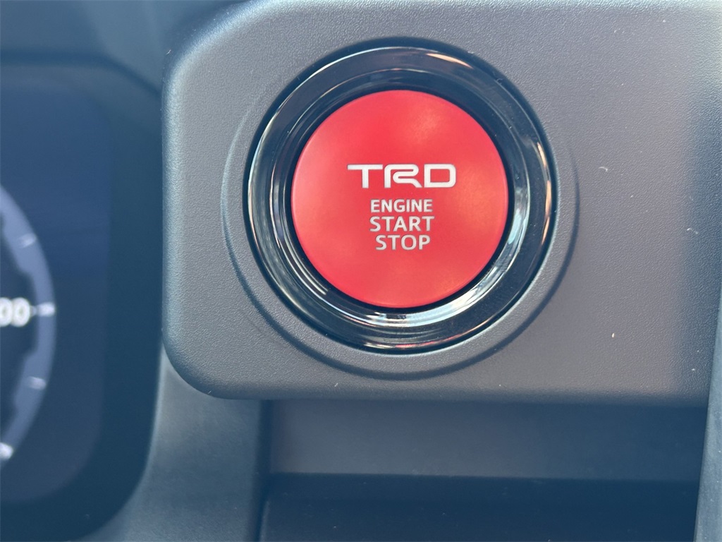2025 Toyota Tacoma TRD Off-Road Double Cab photo 22
