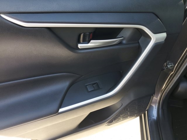 2020 Magnetic Gray Toyota RAV4 XLE FWD SUV