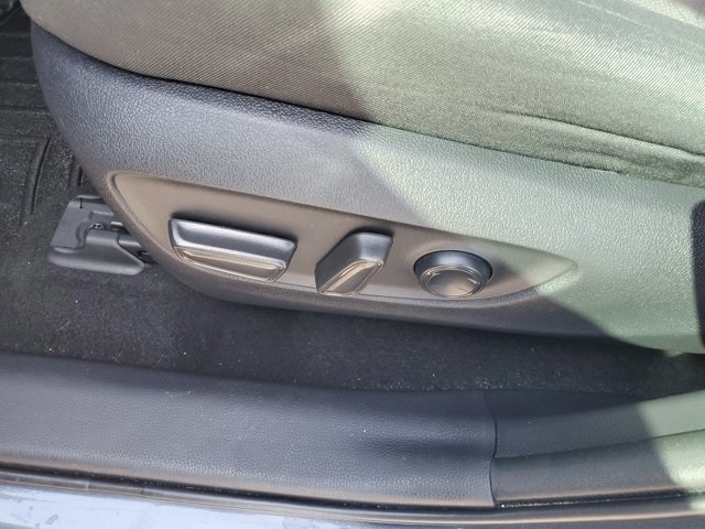 2020 Magnetic Gray Toyota RAV4 XLE FWD SUV