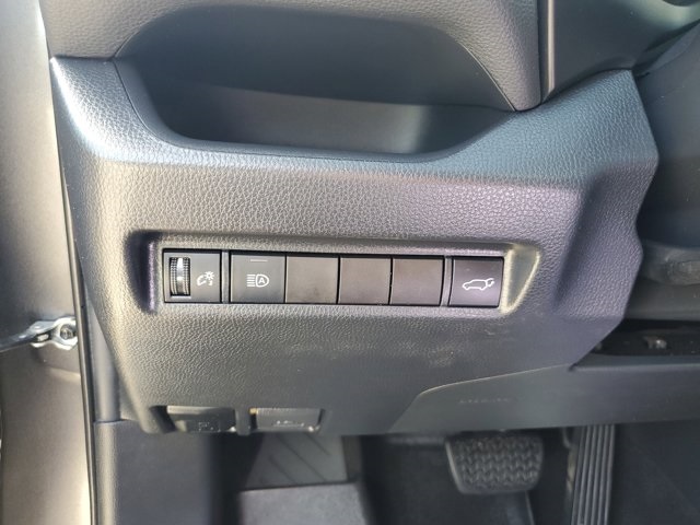 2020 Magnetic Gray Toyota RAV4 XLE FWD SUV