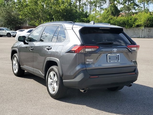 2020 Magnetic Gray Toyota RAV4 XLE FWD SUV