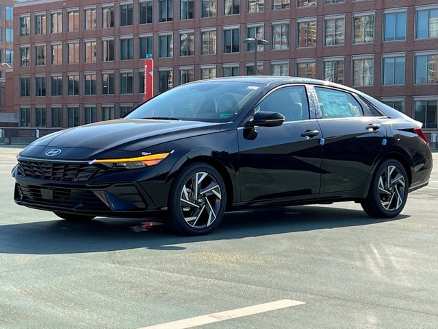 Elantra Hybrid Limited