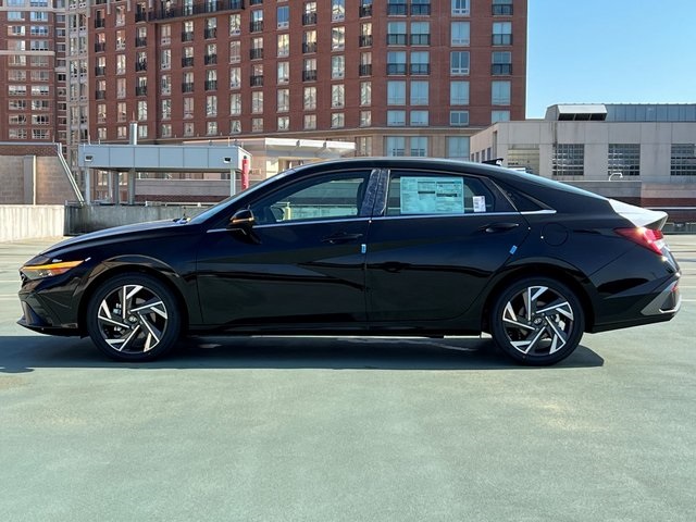 Elantra Hybrid Limited