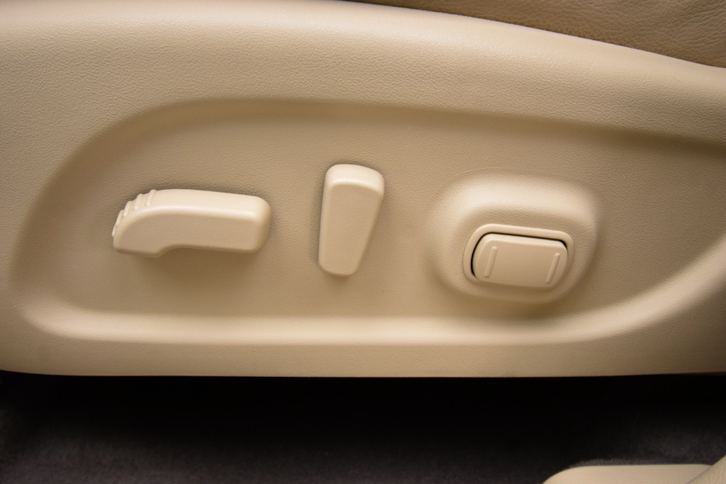 used 2017 Nissan Murano car, priced at $15,300