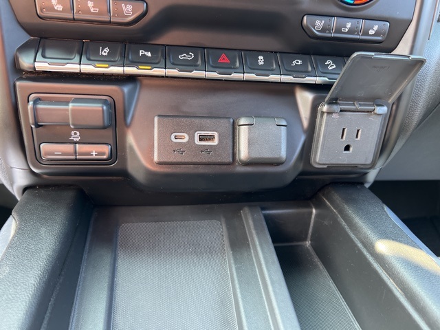 2021 Chevrolet Silverado 2500HD LTZ photo 17