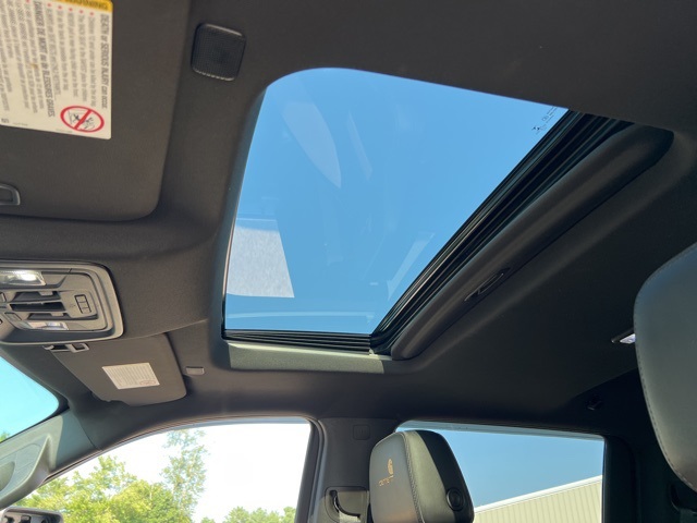 2021 Chevrolet Silverado 2500HD LTZ photo 18