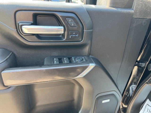 2021 Chevrolet Silverado 2500HD LTZ photo 19