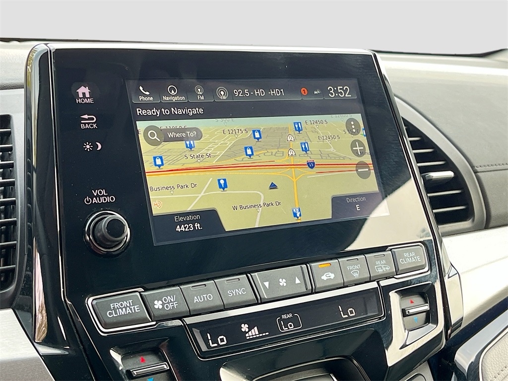 2024 Honda Odyssey Touring photo 13