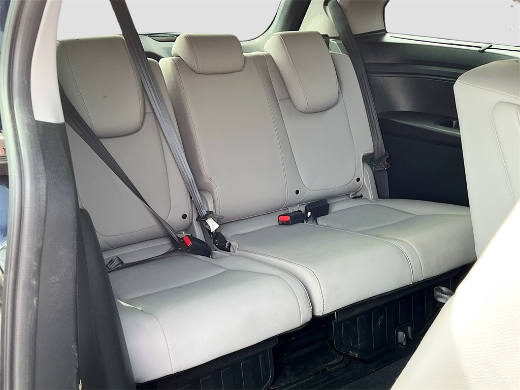2024 Honda Odyssey Touring photo 28