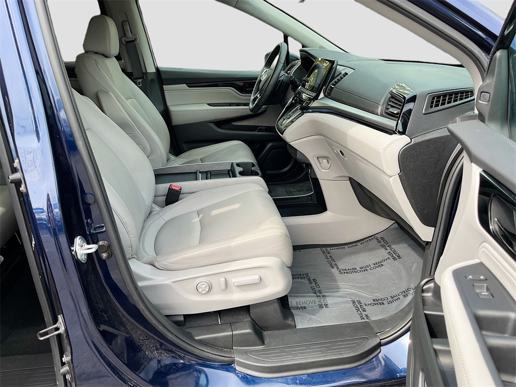 2024 Honda Odyssey Touring photo 30