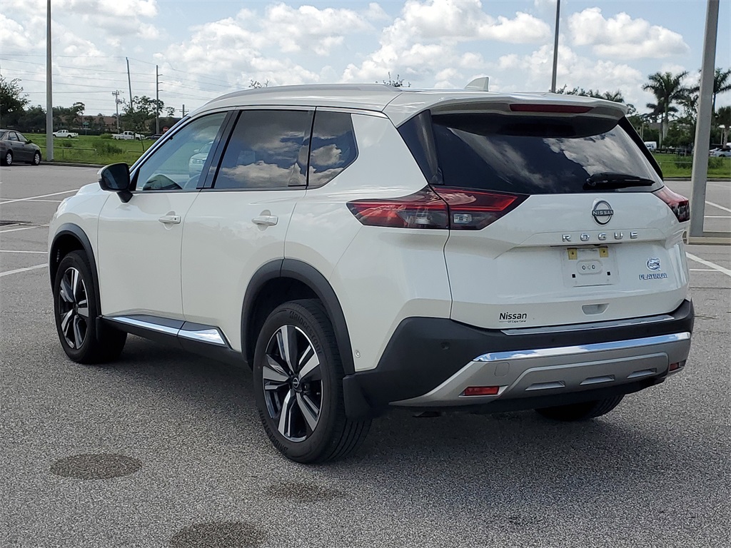 2022 Pearl White Tricoat Nissan Rogue Platinum FWD SUV
