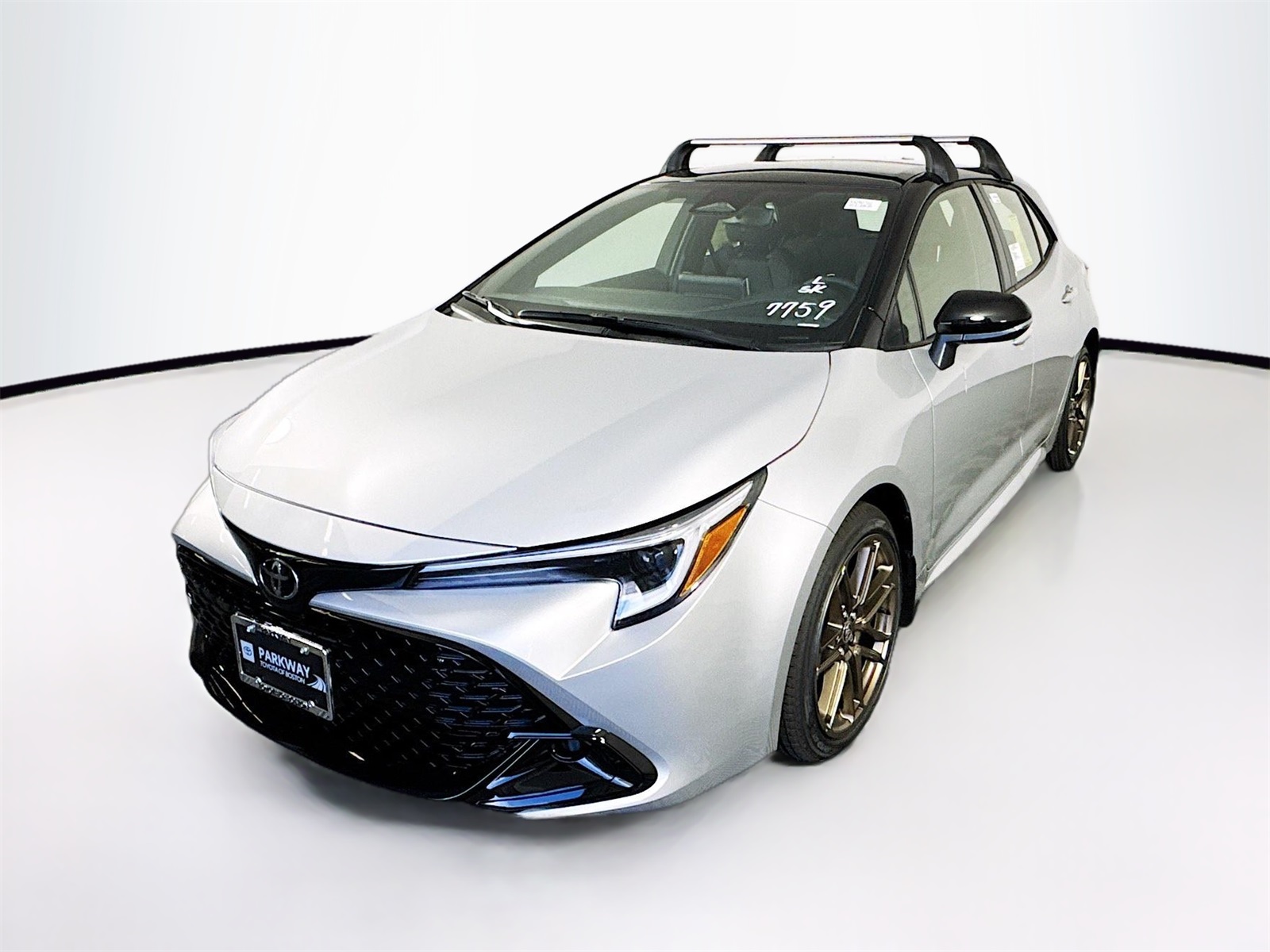 2025 Toyota Corolla SE photo 3