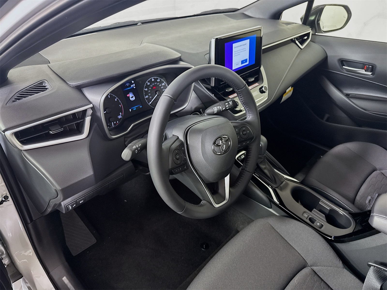 2025 Toyota Corolla SE photo 6