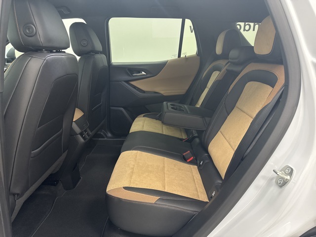 new 2026 Chevrolet Equinox car, priced at $37,970