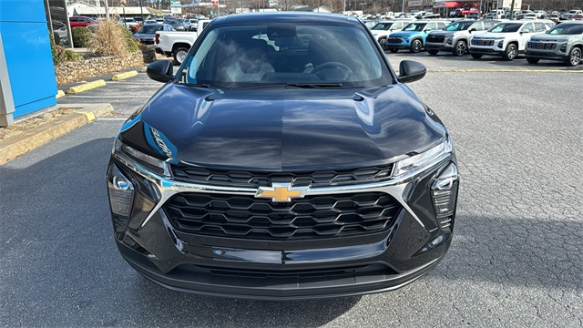 new 2026 Chevrolet Trax car, priced at $23,890