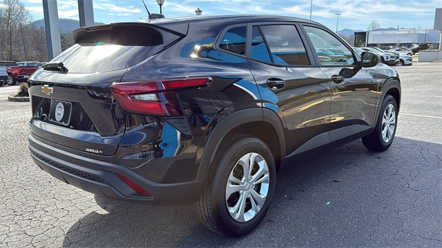 new 2026 Chevrolet Trax car, priced at $23,890
