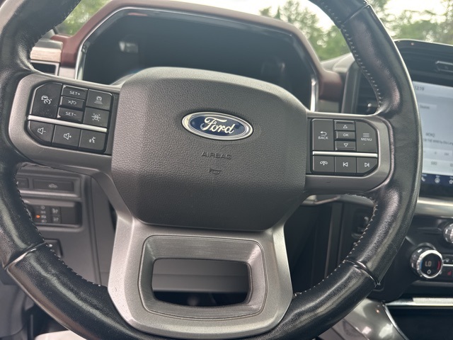 2021 Ford F-150 Lariat FX4 photo 22