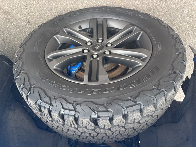 2021 Ford F-150 Lariat FX4 photo 25