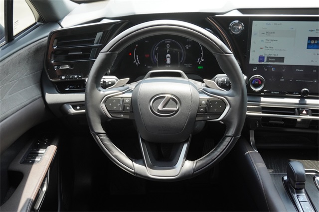 2023 Lexus RX 350h Premium photo 17