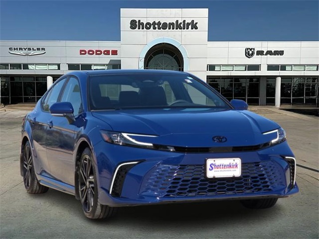 2025 Toyota Camry XSE's photo