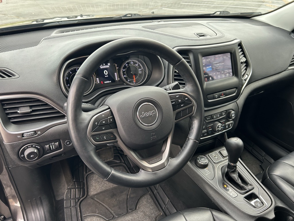 used 2019 Jeep Cherokee car, priced at $13,774