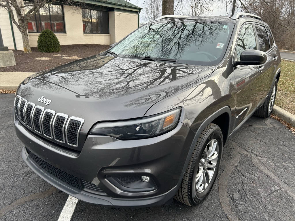 used 2019 Jeep Cherokee car, priced at $13,774