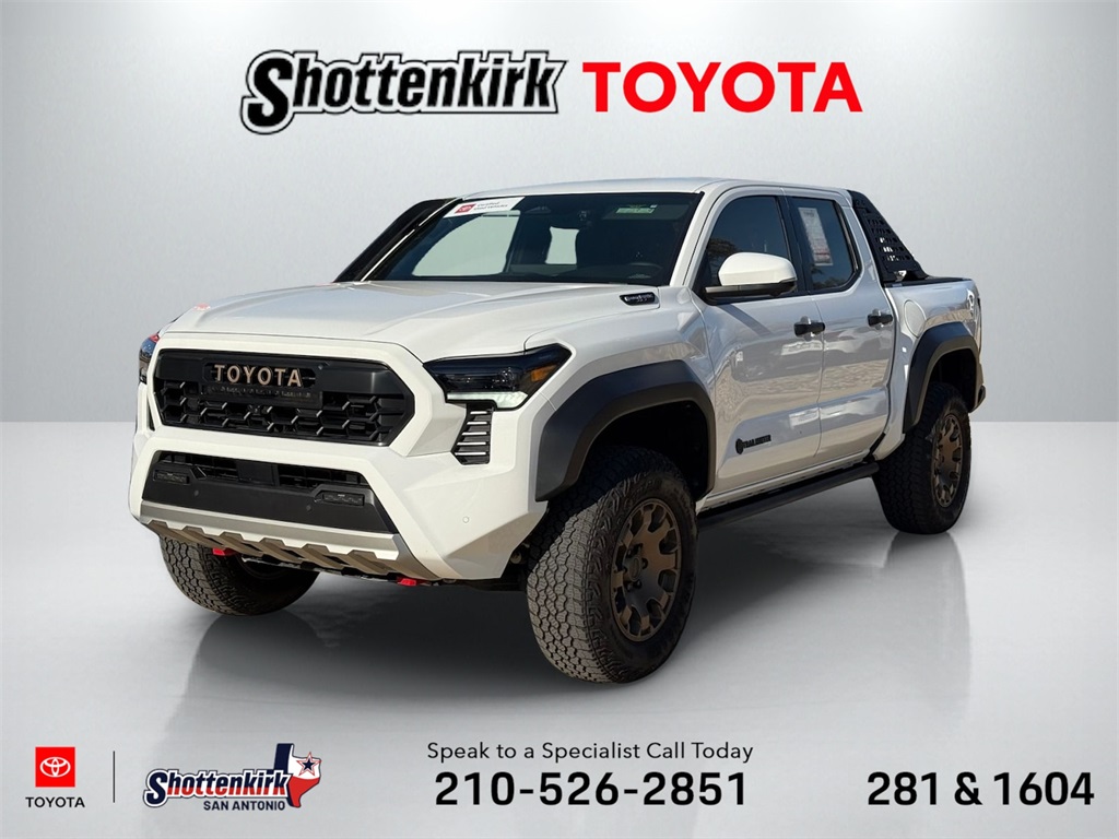 2025 Toyota Tacoma Trailhunter's photo