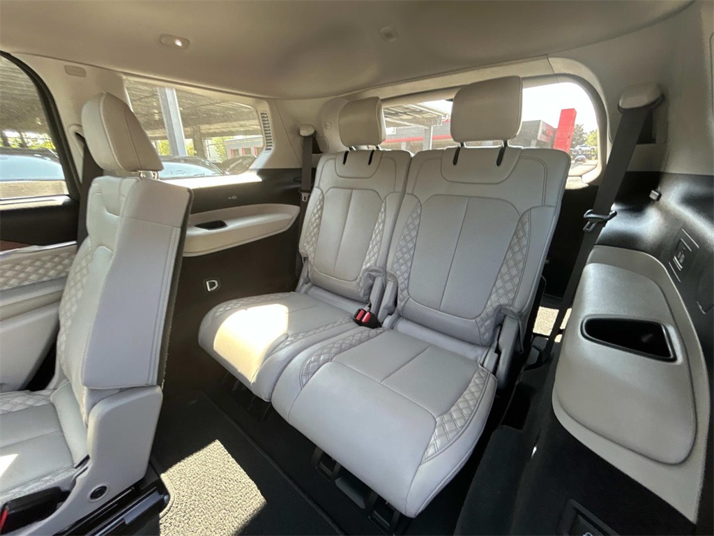 2022 Bright White Clearcoat Jeep Grand Cherokee L Summit 4X4 SUV