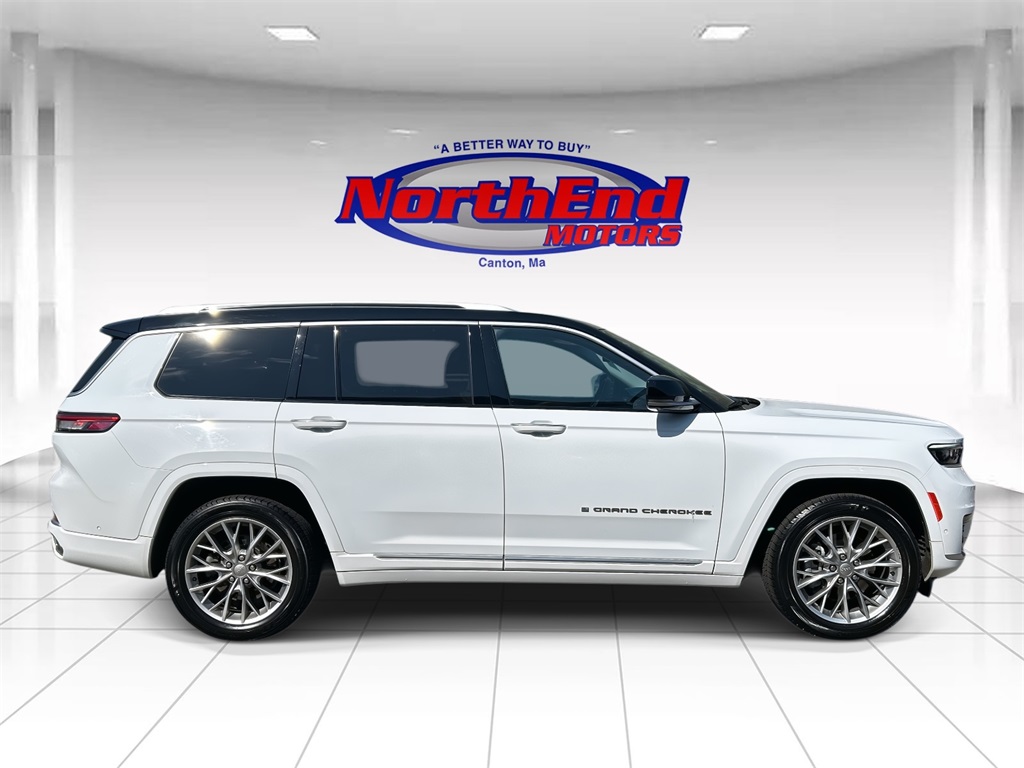 2022 Bright White Clearcoat Jeep Grand Cherokee L Summit 4X4 SUV