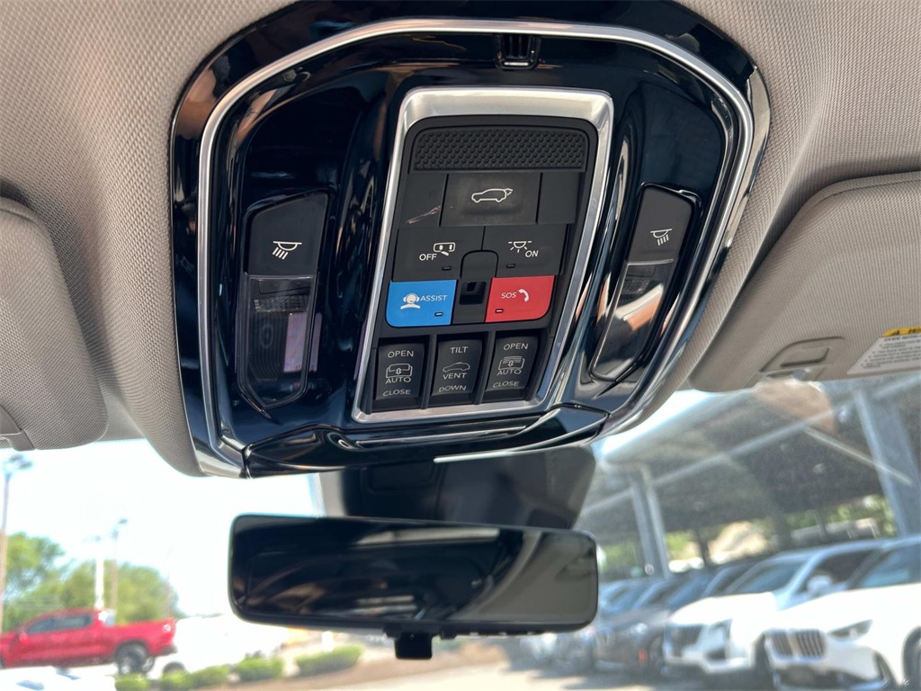 2022 Bright White Clearcoat Jeep Grand Cherokee L Summit 4X4 SUV