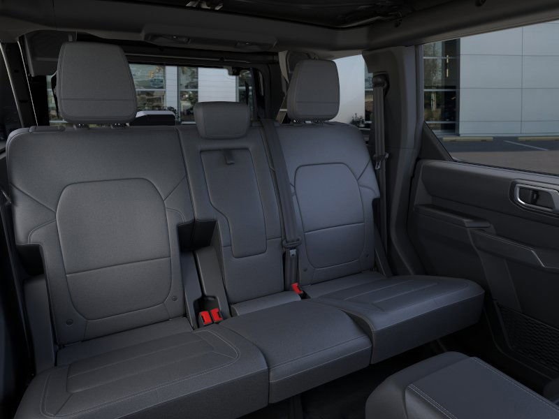 2025 Ford Bronco Outer Banks photo 10