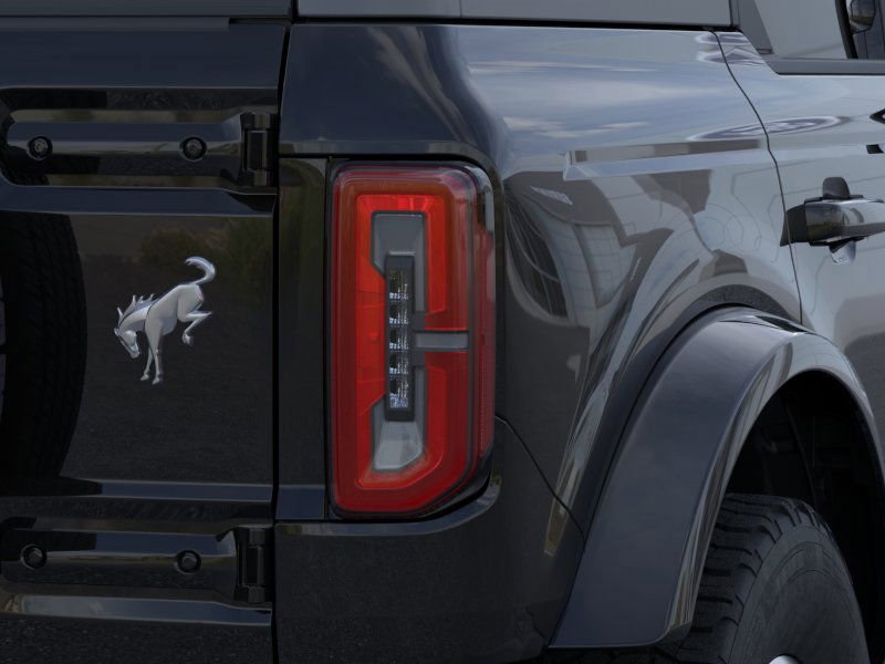2025 Ford Bronco Outer Banks photo 20
